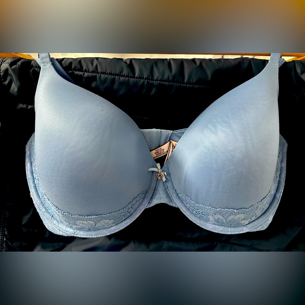 Victoria Secret lightly lined full coverage bra 36DDD